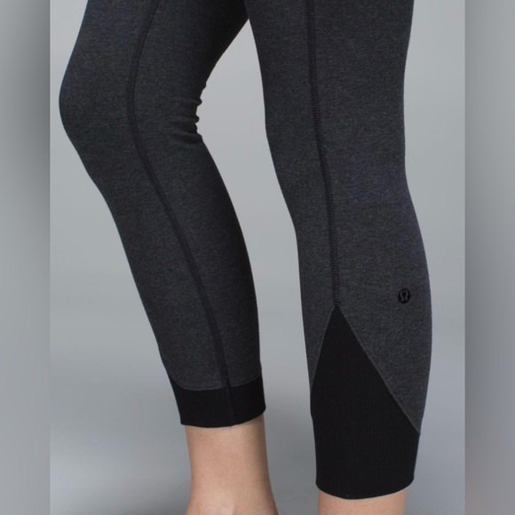 Lululemon Refine Crop / Size 4 - Picture 3 of 11